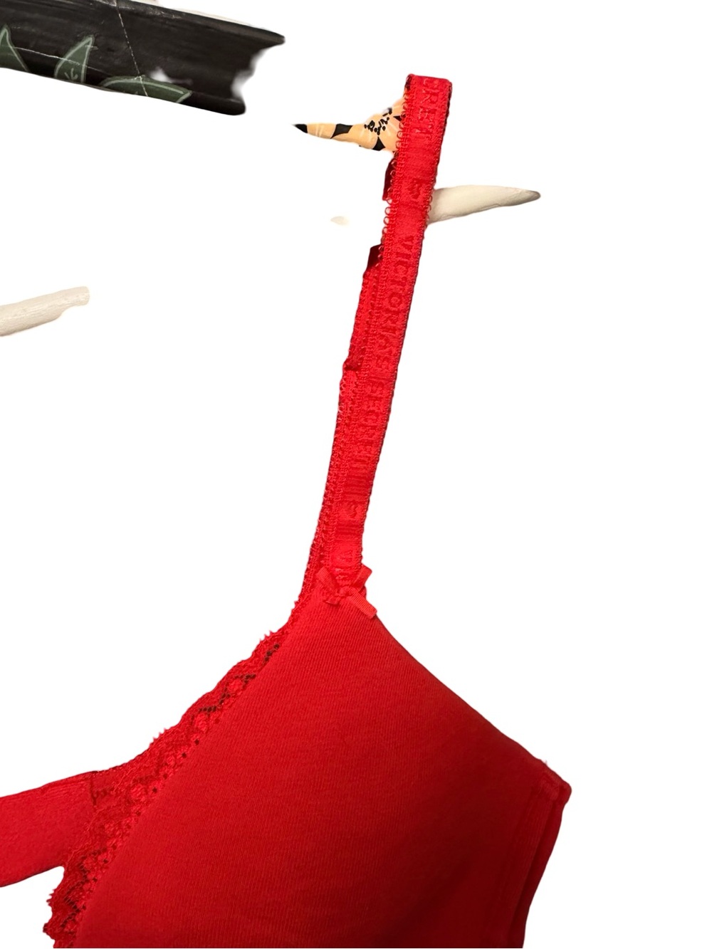 Victoria's Secret Cotton Lingerie Lined No-Wire Lace Trim Bra Red 34A - Picture 3 of 5